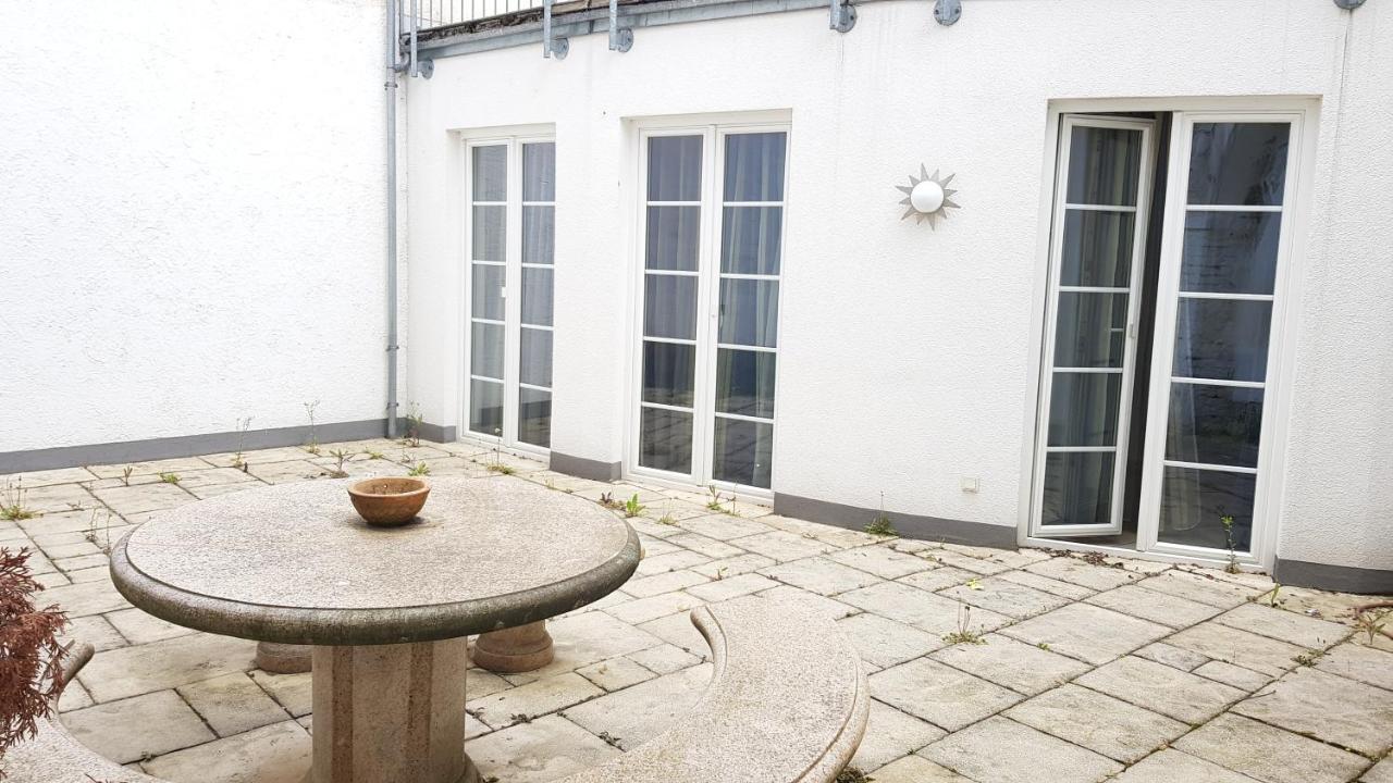 Villa Viktoria 1 - Apartments - City Center Ingolstadt Zewnętrze zdjęcie